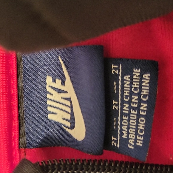 Nike athetic two piece outfit - Picture 2 of 6